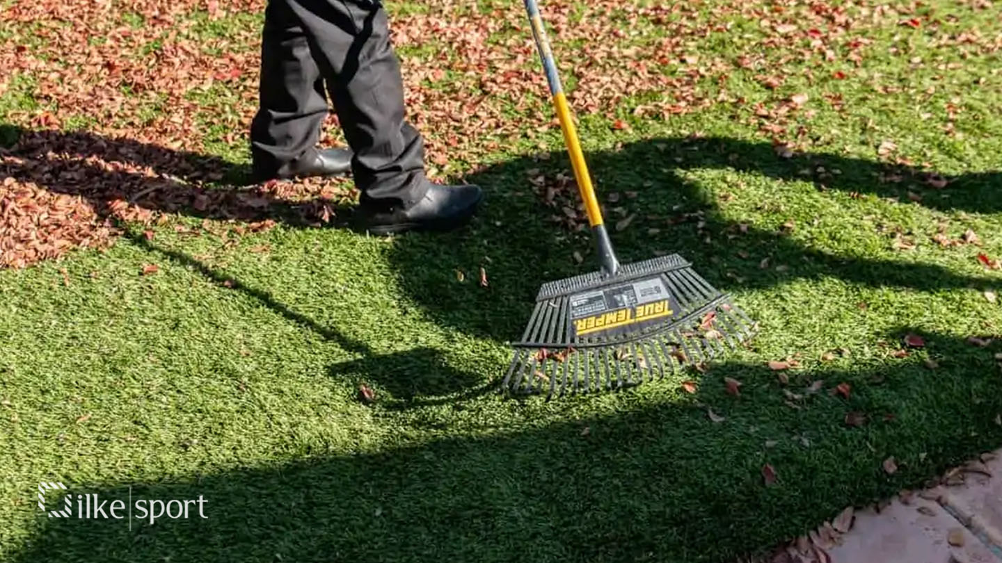 artificial grass cleaning