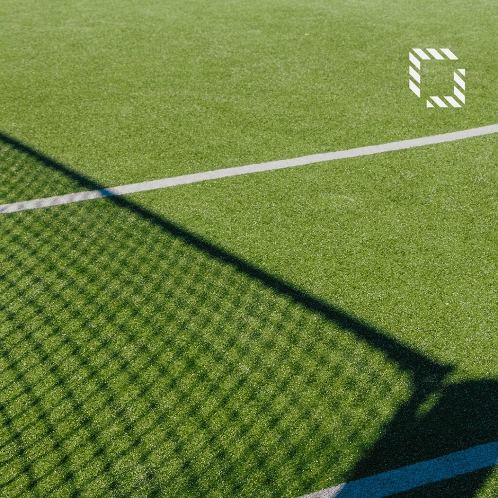 Sentetik Çim Tenis Kortu Bakımı